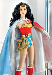 FAO Schwarz 16 Inch Tonner Exclusive Wonder Woman