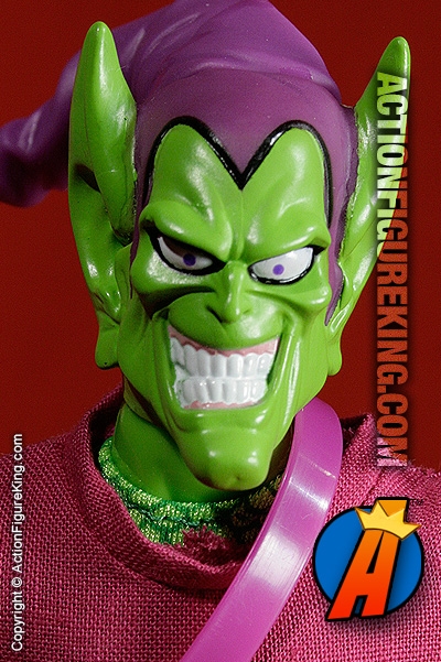 Famous Cover Series Green Goblin Figure